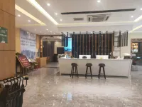 Lushui Qingjiang Garden Hotel