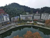Bessiya Hotel (Zunyi Club Site)