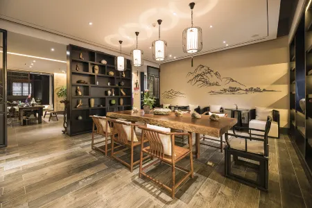 Ningbo Tiangong Yuanhe Yaju Отели рядом с достопримечательностью «The University of Nottingham Ningbo»