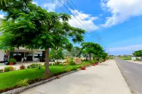 Farosea Hotels and Resorts Hotels near Gold Rock Beach Travel Park