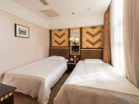 北京艺海商务酒店 - 豪华精致三卧套房