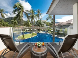 X10 Khaolak Resort