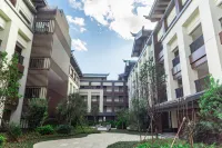 Qing Hua Hai Guan Fang Garden Hotel