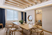 Xiyan Holiday Mountain House Hotels in Qingyuan