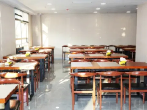 Longting Hotel Hotels in Junlian