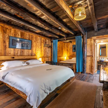 Lost World Sanjiang Guesthouse