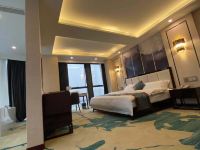 广安铂金酒店 - 180度景观大床房