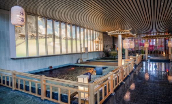 Hanlin Ruihe Hot Spring Resort in Meihekou