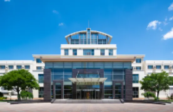 天津銀河大飯店（津塘公路鋼管公司地鐵站店） 綠屏雙橋河灣附近的飯店