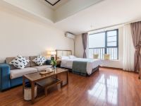 丽途国际公寓(广州萝岗万达广场店) - 特惠大床房