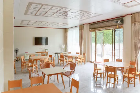 Shennonggujia Yizongzi Hakka Fresh Taste Restaurant