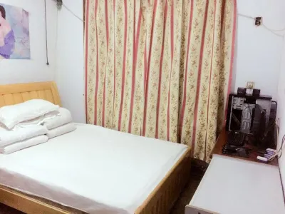 Qingdao Senmaoyuan Hotel Hotels near Chenguangyuan