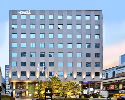 aFIRST Hotel Myeongdong فنادق في سيول