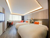 和颐至尊酒店(上海南京路步行街店) - 至尊高级双床房