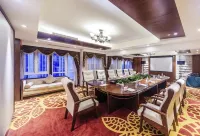 โรงแรมฟันเย่