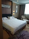 Naya Zhengxu Holiday Hotel