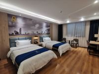 速8酒店(沛县领创国际店) - 高级双床房