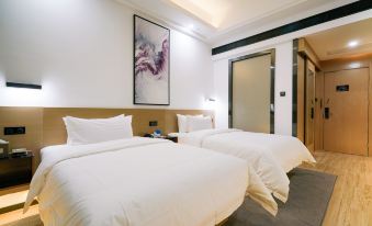 Baise Jiantong Yue Hotel (High-speed Railway Station)