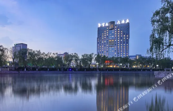 肥城寶盛大酒店