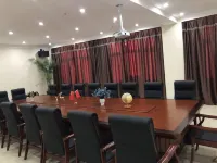 Longjiang Star Hotel Hotel di Bei'an