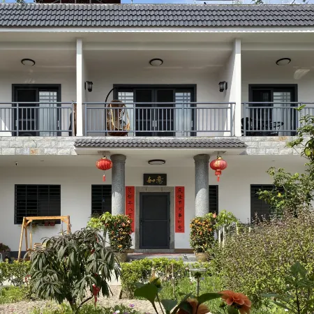 Ruyi Inn