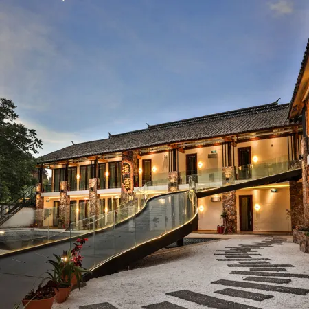 Fuyun·Oxygen Supply Lake View Hotel (Wuhu Branch)