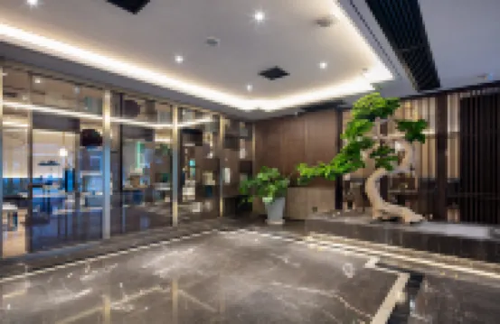 TILL BRIGHT Hotel (Shaoyang High-Speed Railway Station Daxiang District Government)