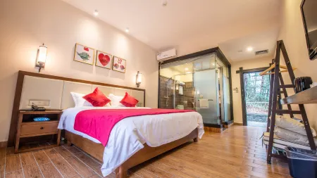 Guilin Shenlong Valley Qinglan Resort Отели рядом с достопримечательностью «Crown Cave»