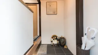 200b1f000001g4afa3212 R 320 180 R5 D