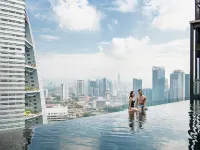Komune Living Hotels near UMMC