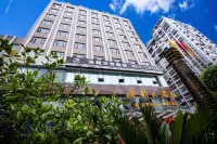 Zhongxian Haixin Hotel (Binjiang Road Hongxing Square) Hotels in Zhong County