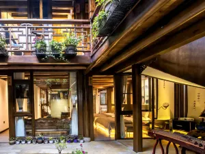 Tongzi Huakai Homestay