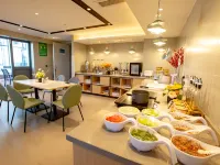 如家商旅飯店（昆明火車站店） 昆明火車站附近的飯店