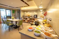 Homeinn Selected Hotel (Kunming Railway Station)