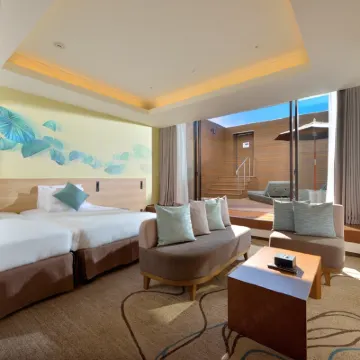 Novotel Okinawa Naha Hotels in der Nähe von Sonohyan Utaki Stone Gate