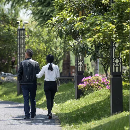 Baoding Resort Hotel (Xitang Ancient Town)