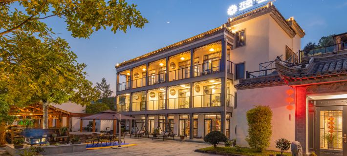 Floral Hotel ·ChangQingJu Qiandao Lake Hotel Hotel a Chun'an