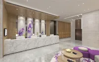 Lavande Hotel (Wulanhot Wuyi Square)