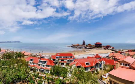 Penglai Seclusive Life Hotel Отели рядом с достопримечательностью «Haishi Park»
