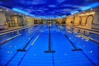 Urumqi Mingyuan New Era Hotel (Meimei MM2 Shopping Center Autonomous Region Museum) - Pools