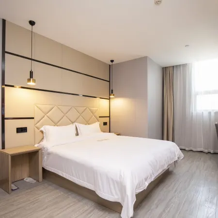 Kaju Hotel (Nanjing Yangtze River Bridge Yuejianglou store) Отели рядом с достопримечательностью «Йиджианг Тауер»