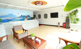 Kelining Chain Hotel(Luozhuang Baoli Wealth Plaza Store)