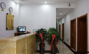 Dunhua Shengqun Business Hotel