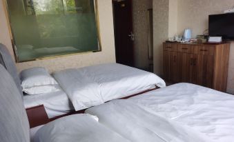 Weiyuan Peace City Impression Hotel