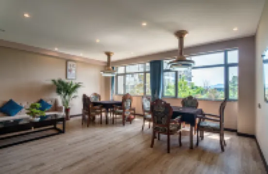 Yuanrong Hotel