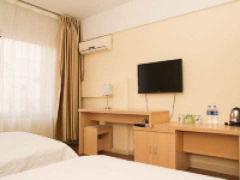 速8酒店(锦州绿景湾店)