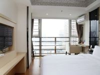 胜高酒店(深圳火车东站布吉老街店) - 标准大床房