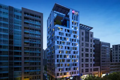 Aloft Taipei Zhongshan Hotels in Taipei