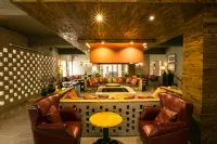 Daocheng Mom's Boutique Hostel - ที่มีบาร์