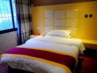 明珠酒店(贵阳次南门店) - 标准大床房